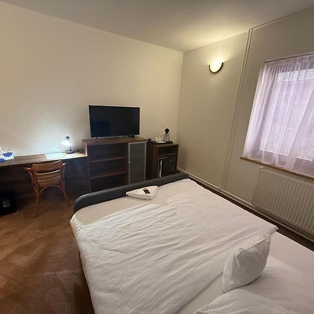 Penzion Max Kežmarok Buitenkant foto
